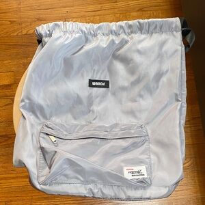 Wandf Gray Nylon Drawstring Sack Backpack Pockets 17”x13”x6” Water Resistant